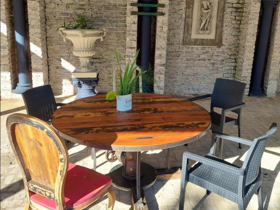 Art And Soul Restaurant, Accommodation, French Bar And Art Gallery Parys Ngoại thất bức ảnh